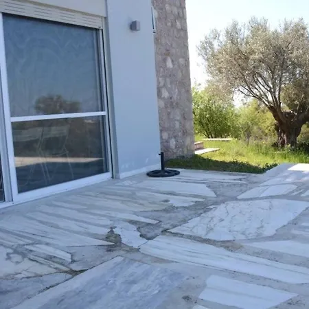 The Greek Way Of Living Apartment Porto Heli